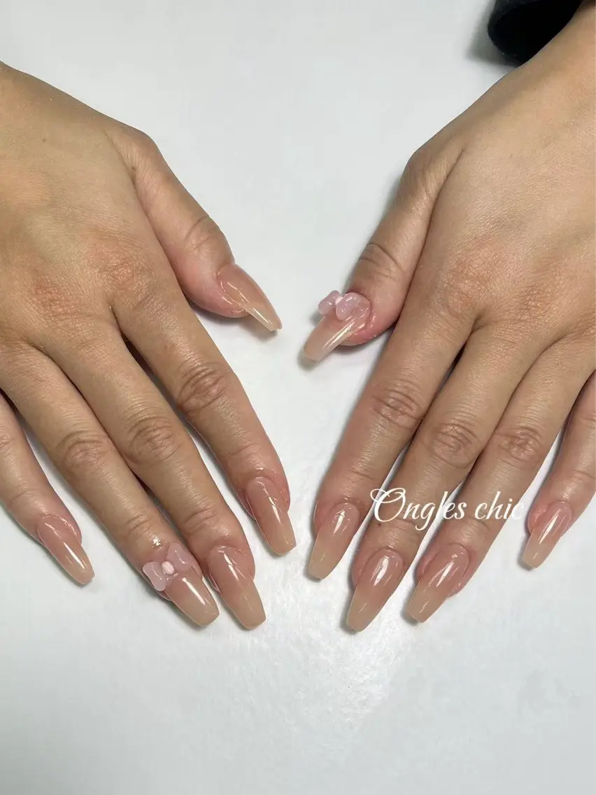 ネイル ハンドネイル ハンドケア ongles chicのネイルデザイン