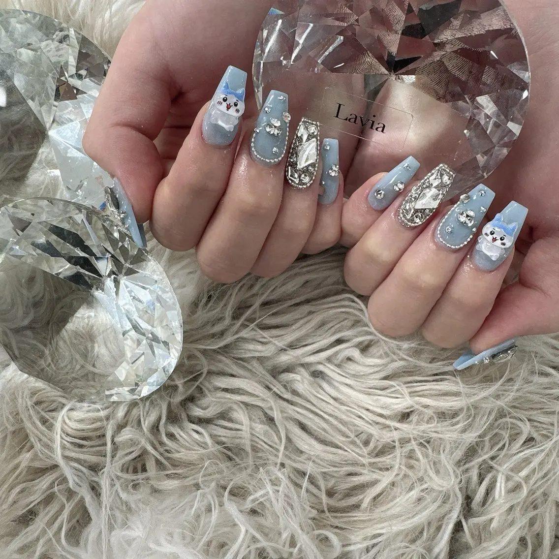 ネイル lavia🖤 ayumiのネイルデザイン