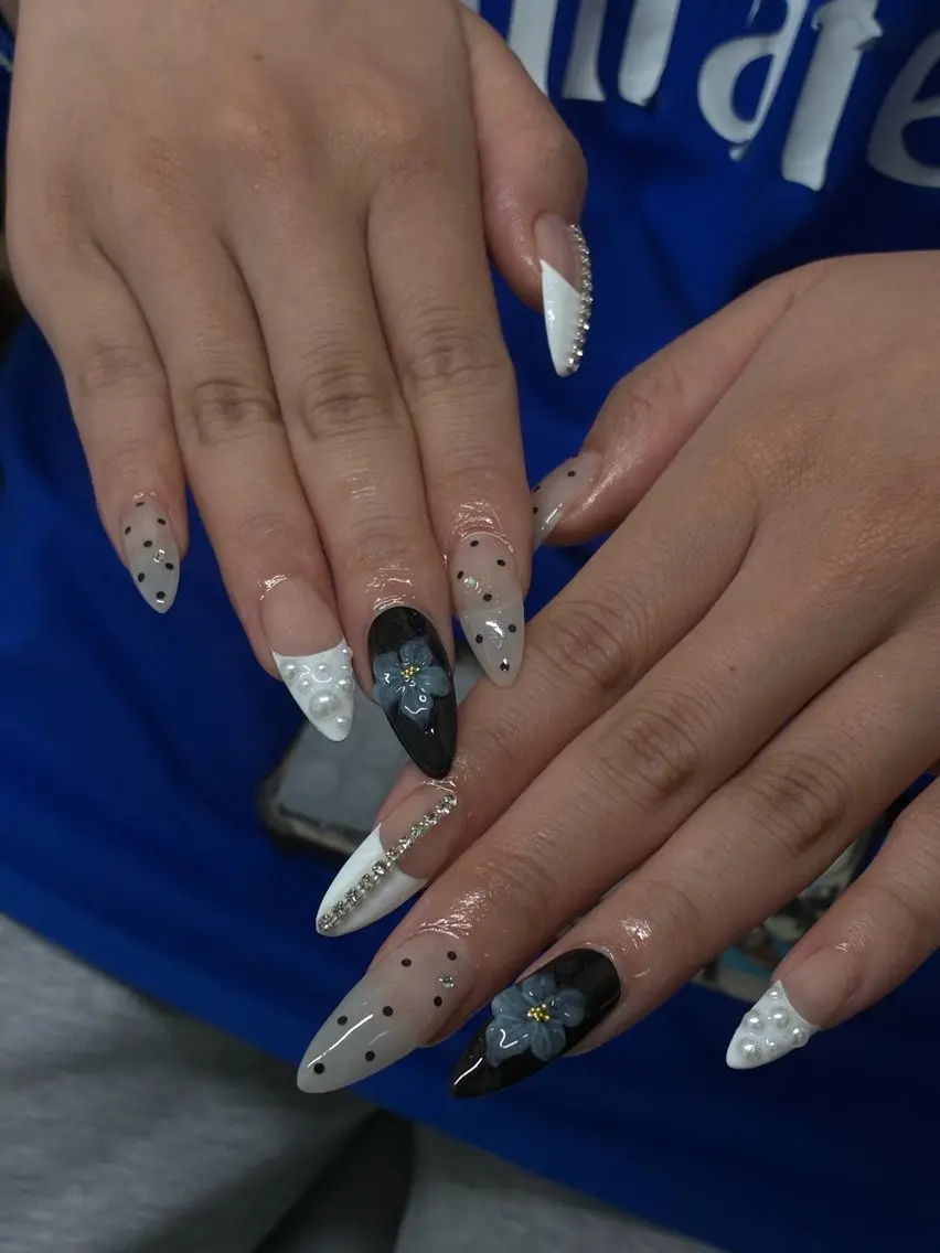 ネイル ハンドネイル mélo nailのネイルデザイン