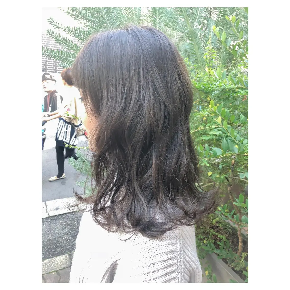 ミディアム カラー アッシュ 透明感カラー ハイライトカラー ハイライト カット ヘアカラー トリートメント ヘアセット センスをお届けします 大谷将生infpのヘアスタイル