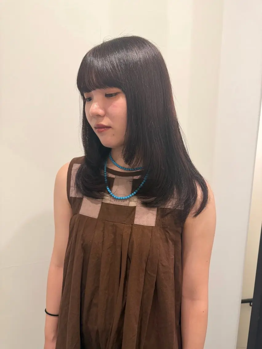 セミロング カラー ブラウンカラー ココアブラウン レイヤーカット カット ヘアカラー トリートメント 渋谷 留菜のヘアスタイル