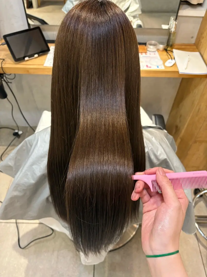 トリートメント Hinata うる艶ヘアのヘアスタイル