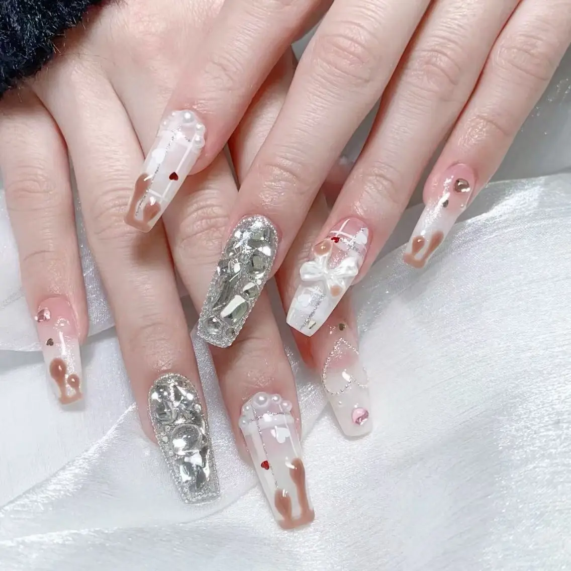 ネイル ハンドネイル NAILサロン 木にいるのネイルデザイン