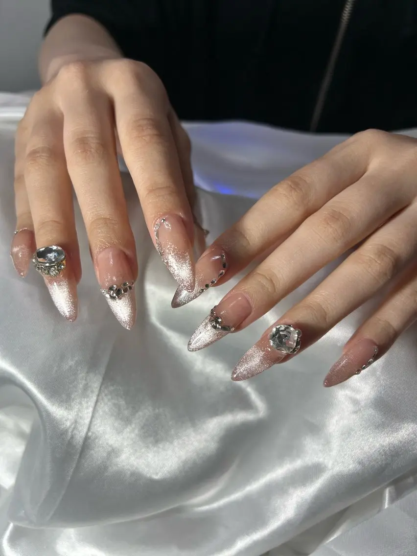 ネイル ハンドネイル nailroom‪ sb‪‪𓈒𓂂𓏸のネイルデザイン