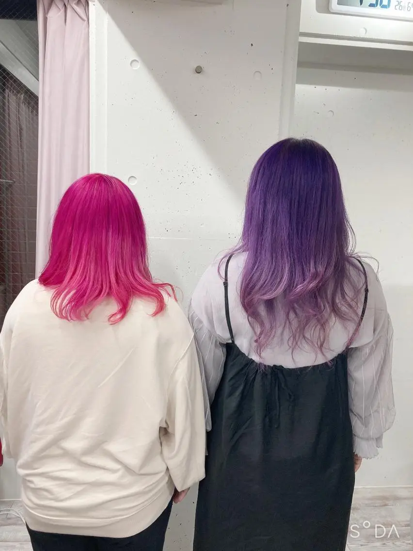 ブリーチ＋カット＋カラー＋フローディア4STEPトリートメント🦄🌈💗の写真