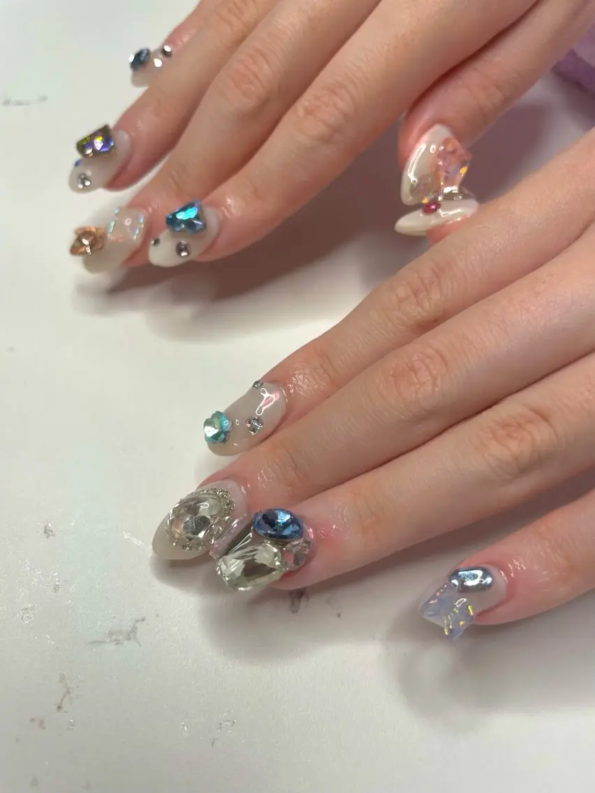 ネイル キラキラネイル 韓国ネイル ミラーネイル ニュアンスネイル ワンホンネイル フットネイル Ri-e's nailのネイルデザイン