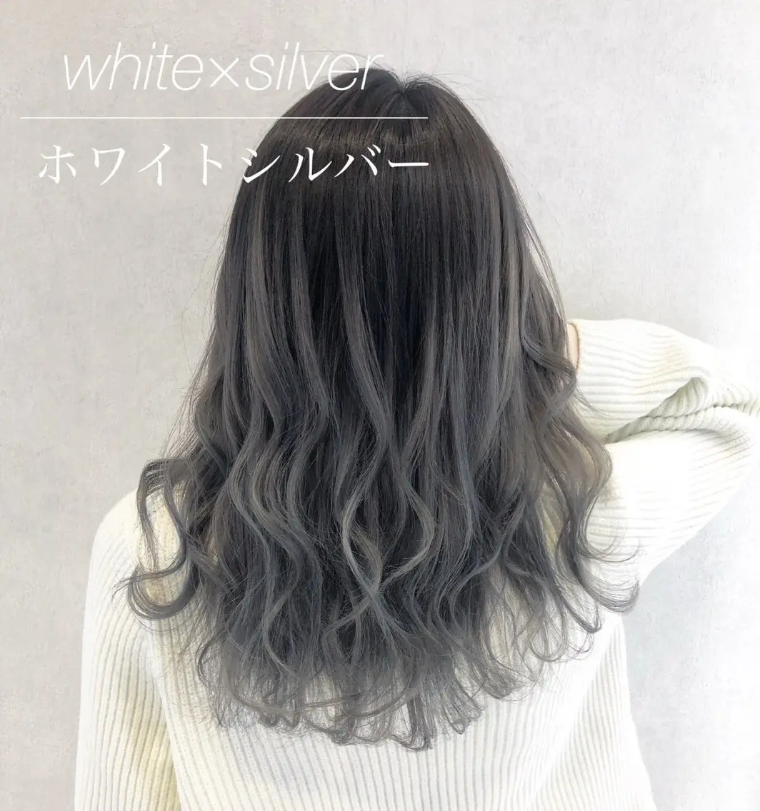 セミロング カラー グラデーションカラー ハイトーンカラー シルバー ホワイトシルバー エクステ 代表/七瀬/ギャル/ シールエクステ/渋谷のヘアスタイル