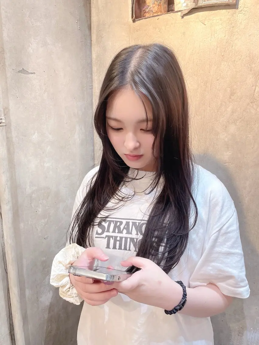 ロング 顔周りカット レイヤーカット 《原宿》暖色カラー kokoaのヘアスタイル