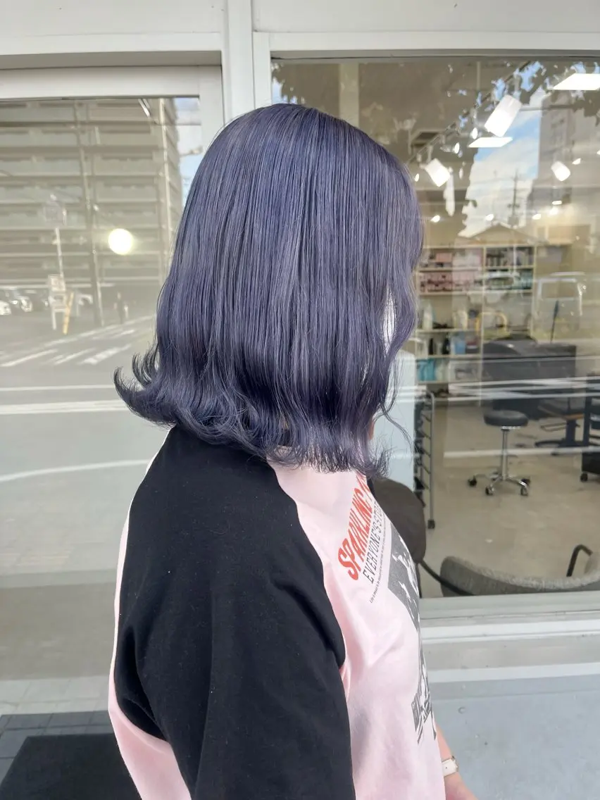 ミディアム カラー カット ヘアカラー 長山 茉白のヘアスタイル