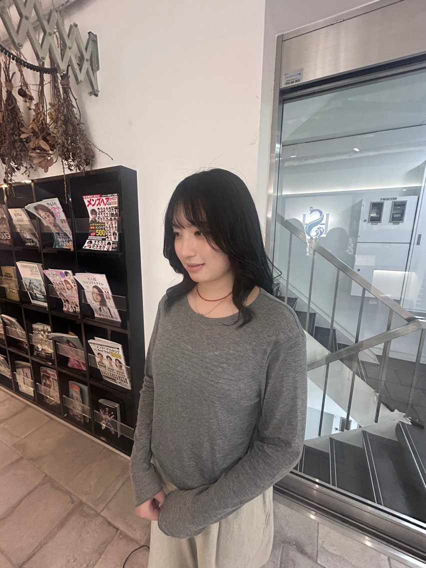 セミロング カラー ヘアカラー Sign hair まおのヘアスタイル
