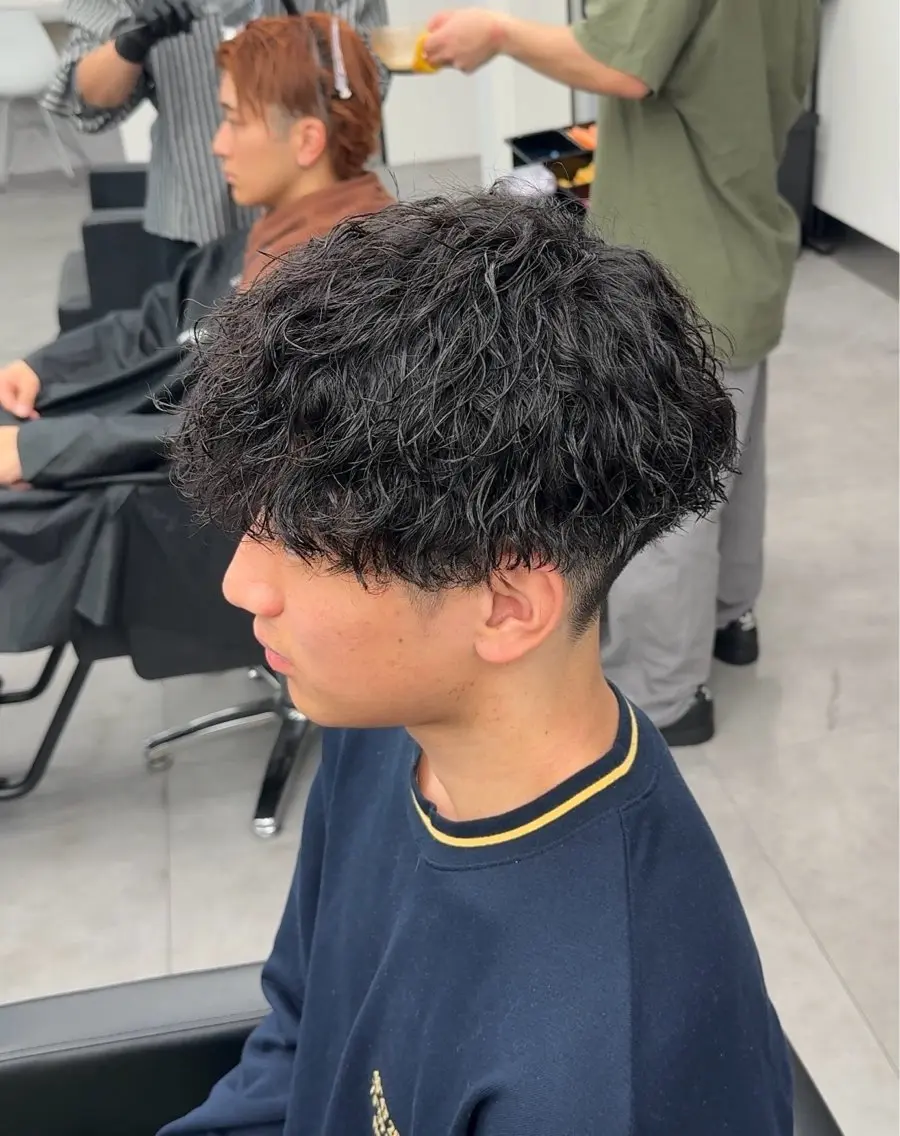 パーマ メンズ シミズ リキのヘアスタイル