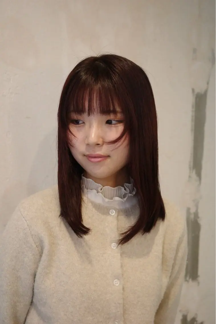 ミディアム カット 平松 和泉のヘアスタイル