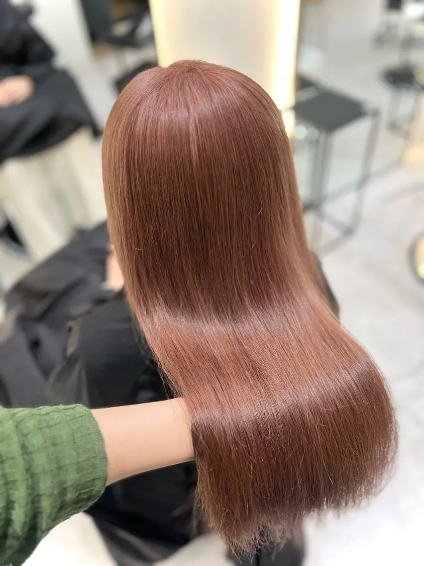 ロング カラー Zina aimiのヘアスタイル