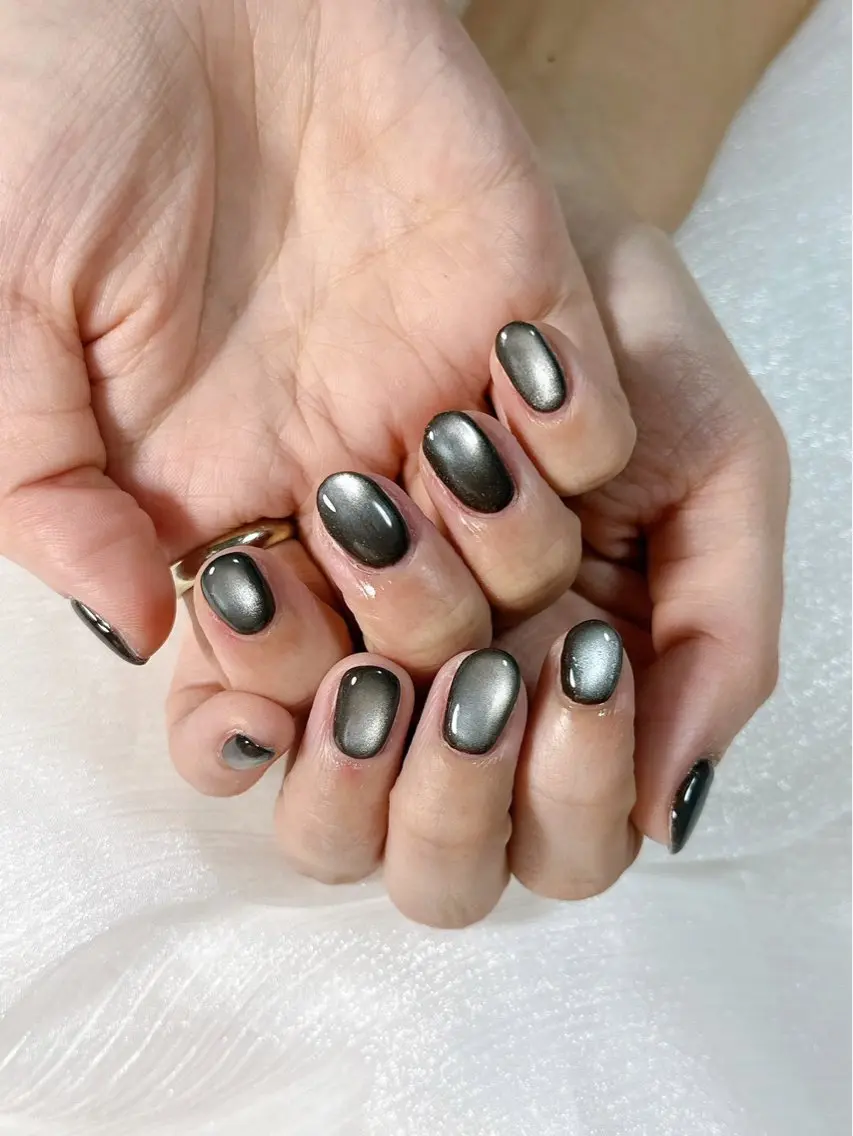 ネイル オーロラネイル フットネイル フレンチネイル ジェルネイル マグネットネイル mogunail &blowのネイルデザイン