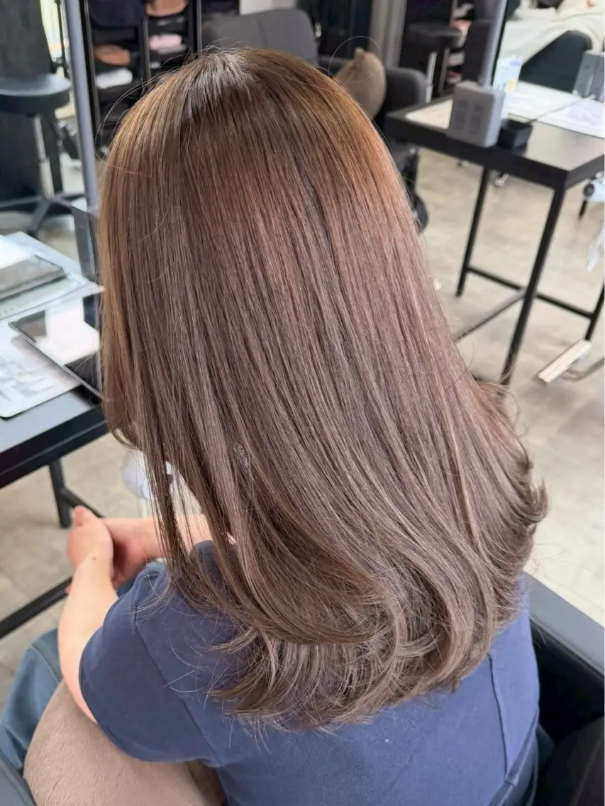 カラー りこ / 透明感カラー🎀🫧のヘアスタイル