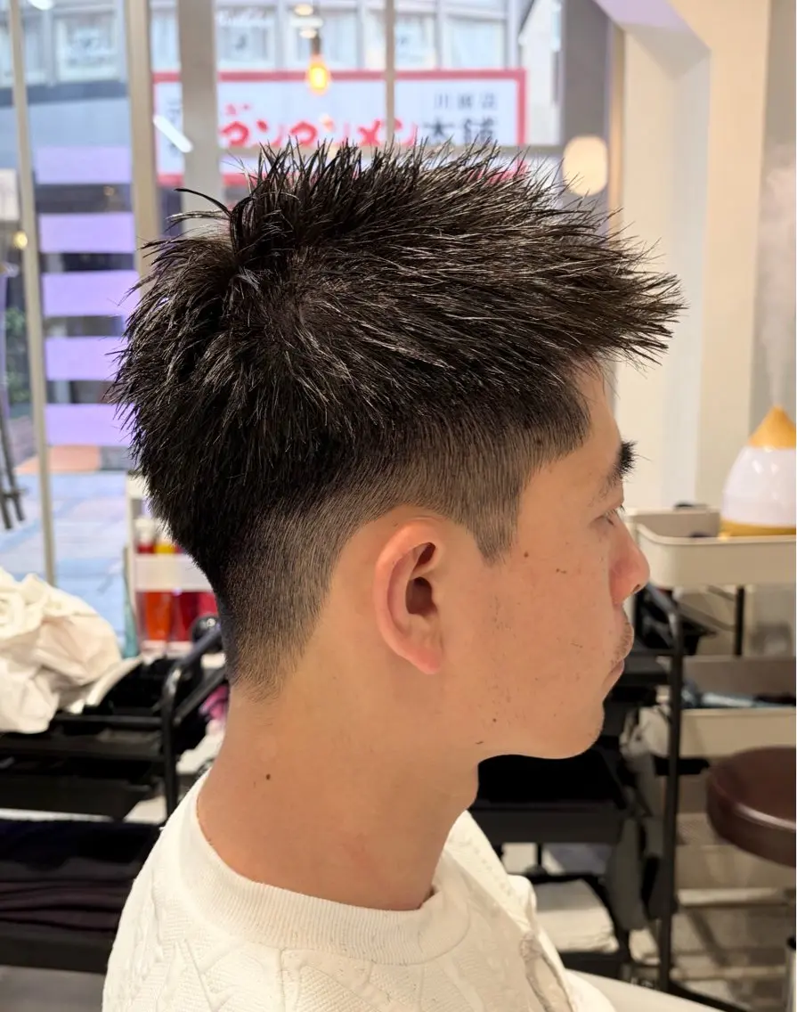 ショート カット ☁️横山 翔🫧のヘアスタイル