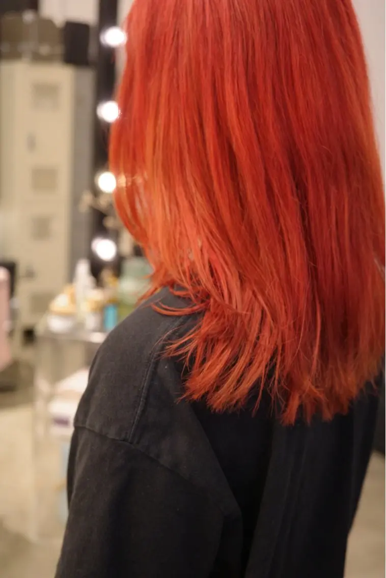 ミディアム カラー ヘアカラー ミタニ ナギサのヘアスタイル