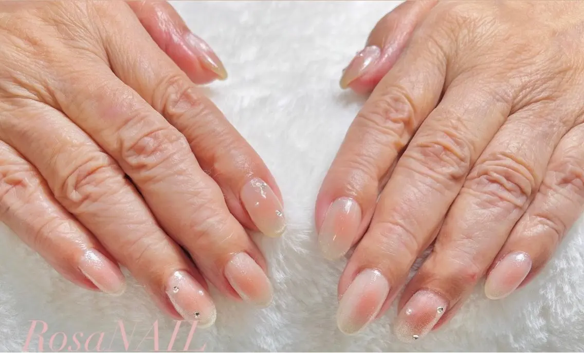 ネイル ハンドネイル Rosa NAILのネイルデザイン