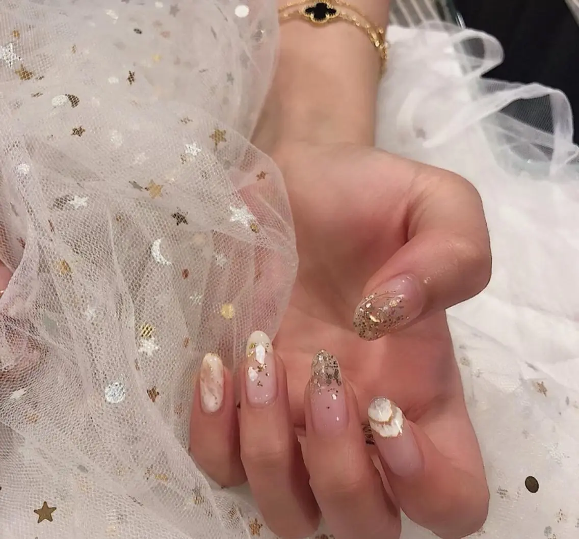 カラー ネイル Moonstone Salonのネイルデザイン