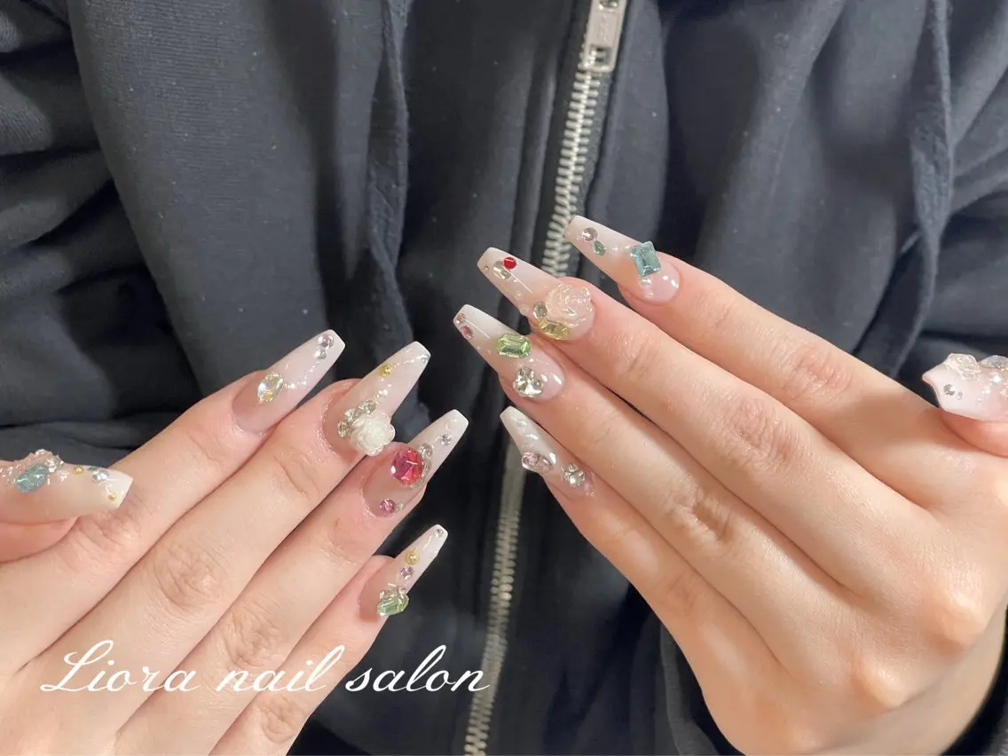 ネイル チークネイル フットネイル フレンチネイル ジェルネイル ガーリー ハンドネイル Liora yukiのネイルデザイン