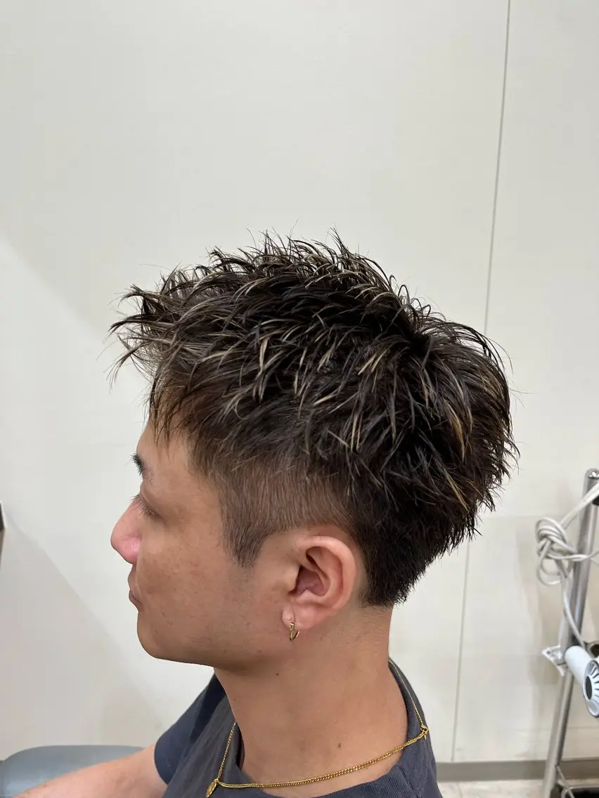 ショート パーマ メンズ スパイキーショート ショートヘア 🧊メンズ特化🧊 高木航希のヘアスタイル