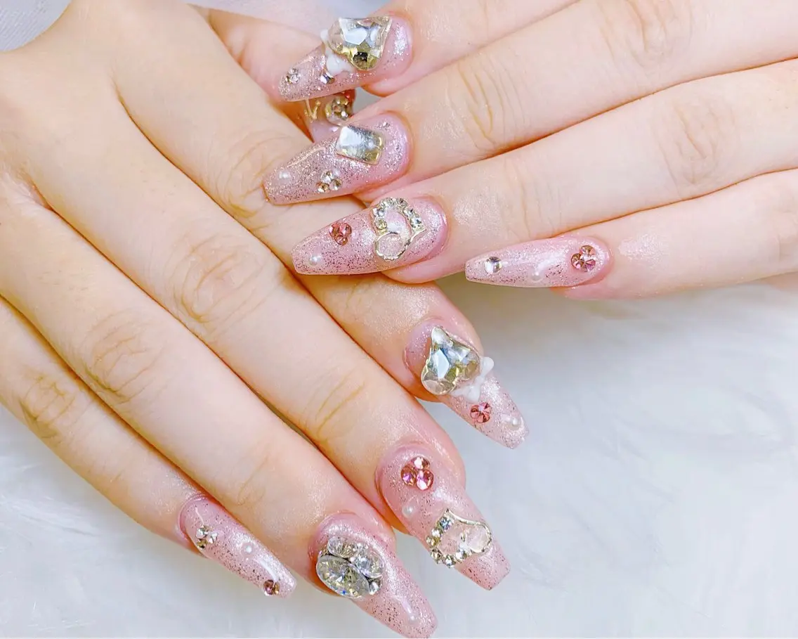 ネイル チークネイル フラッシュネイル フレンチネイル グラデーション ラメ(グリッター) ハンドネイル AN NAIL SALONのネイルデザイン