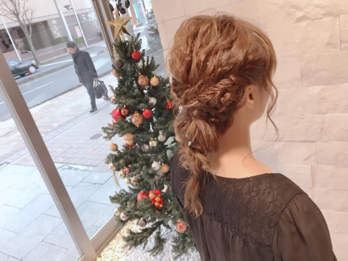 ヘアアレンジ YUI𓍯エクステ /ニュアンスカラーのヘアスタイル