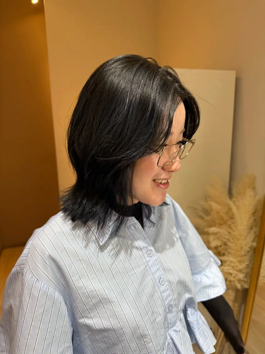 ミディアム カラー ramphy 柴原 夢奈のヘアスタイル