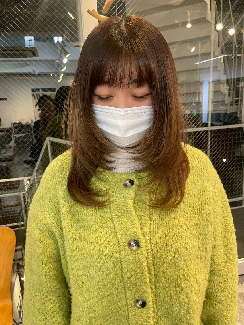 セミロング レイヤーカット cyez rinkaのヘアスタイル
