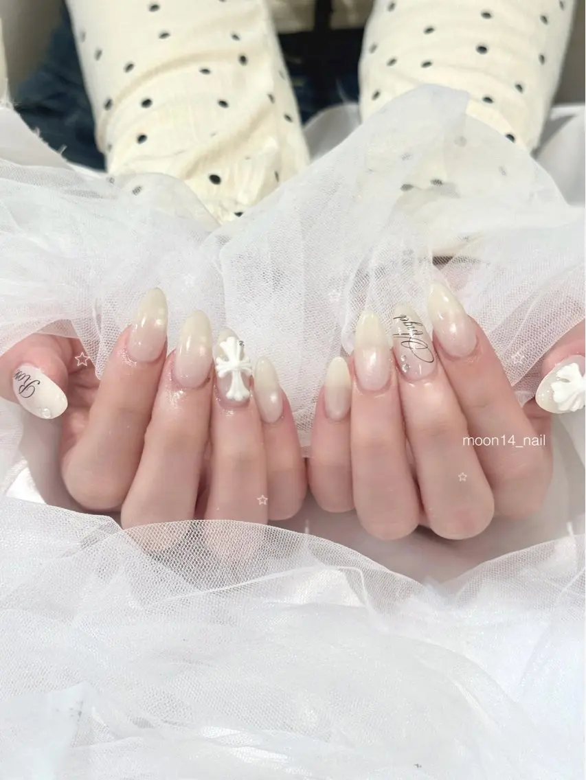 ネイル ジェルネイル キラキラネイル マグネットネイル パラジェル シンプルネイル ハンドネイル natsuki 💫のネイルデザイン
