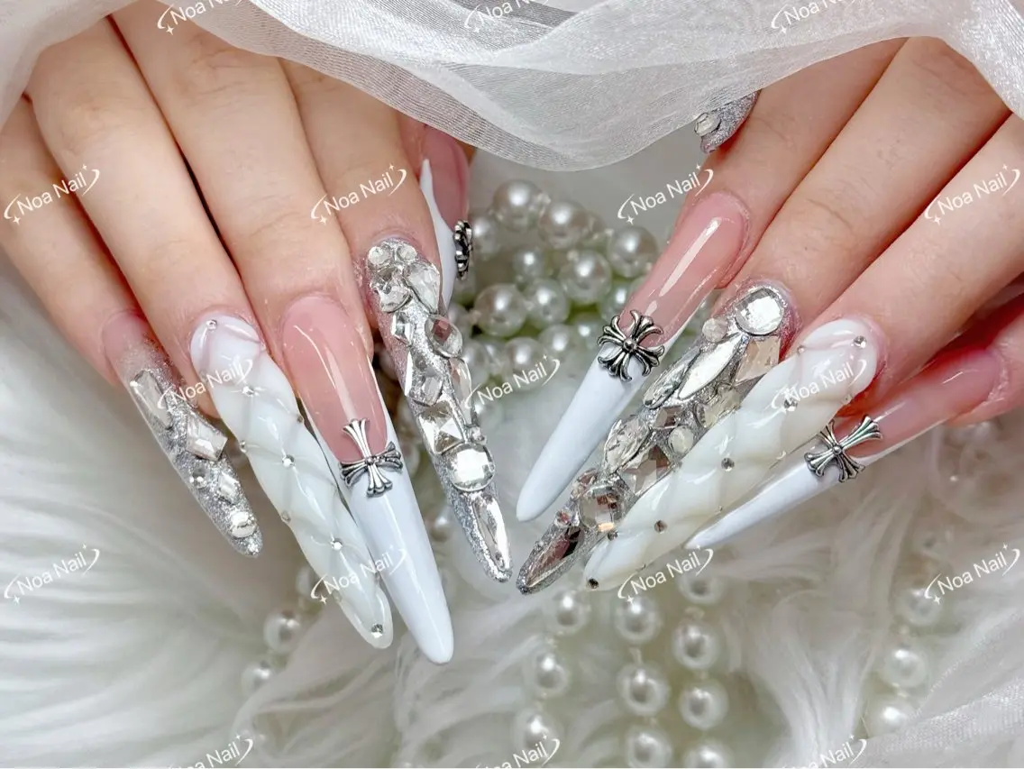ロング ハンドネイル Noa Nail みつきのネイルデザイン