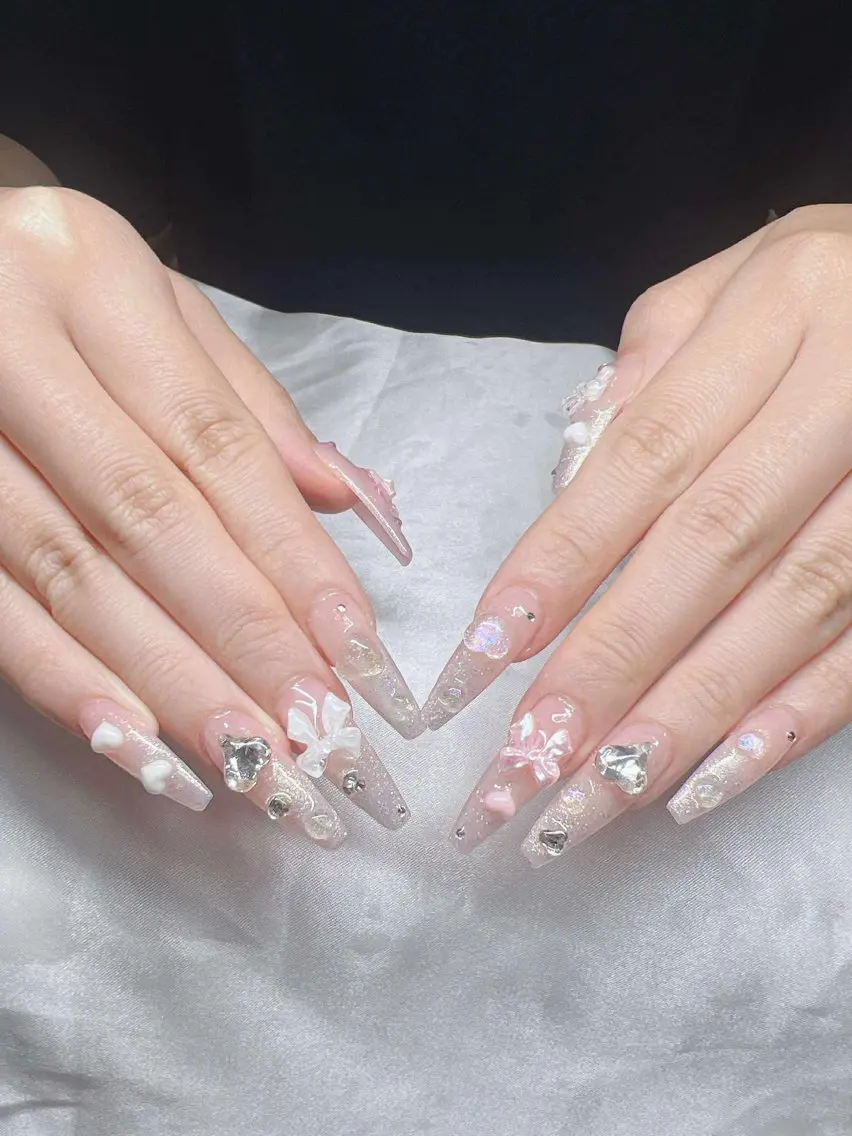 ネイル ハンドネイル Lee Nailsのネイルデザイン