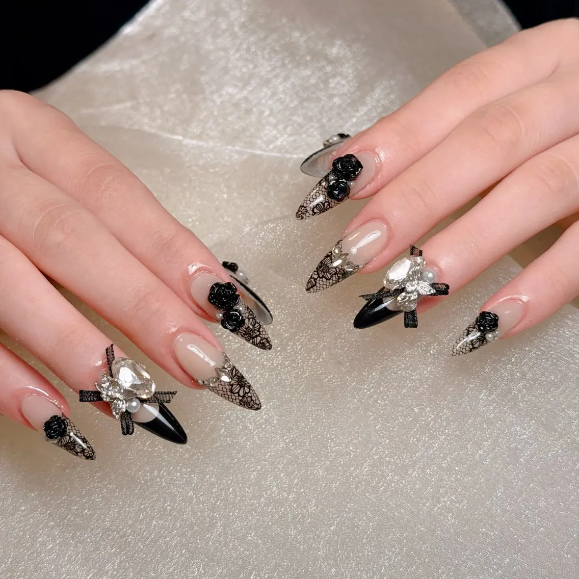 ネイル ハンドネイル ネイル👑クイーンズ NailQueensのネイルデザイン