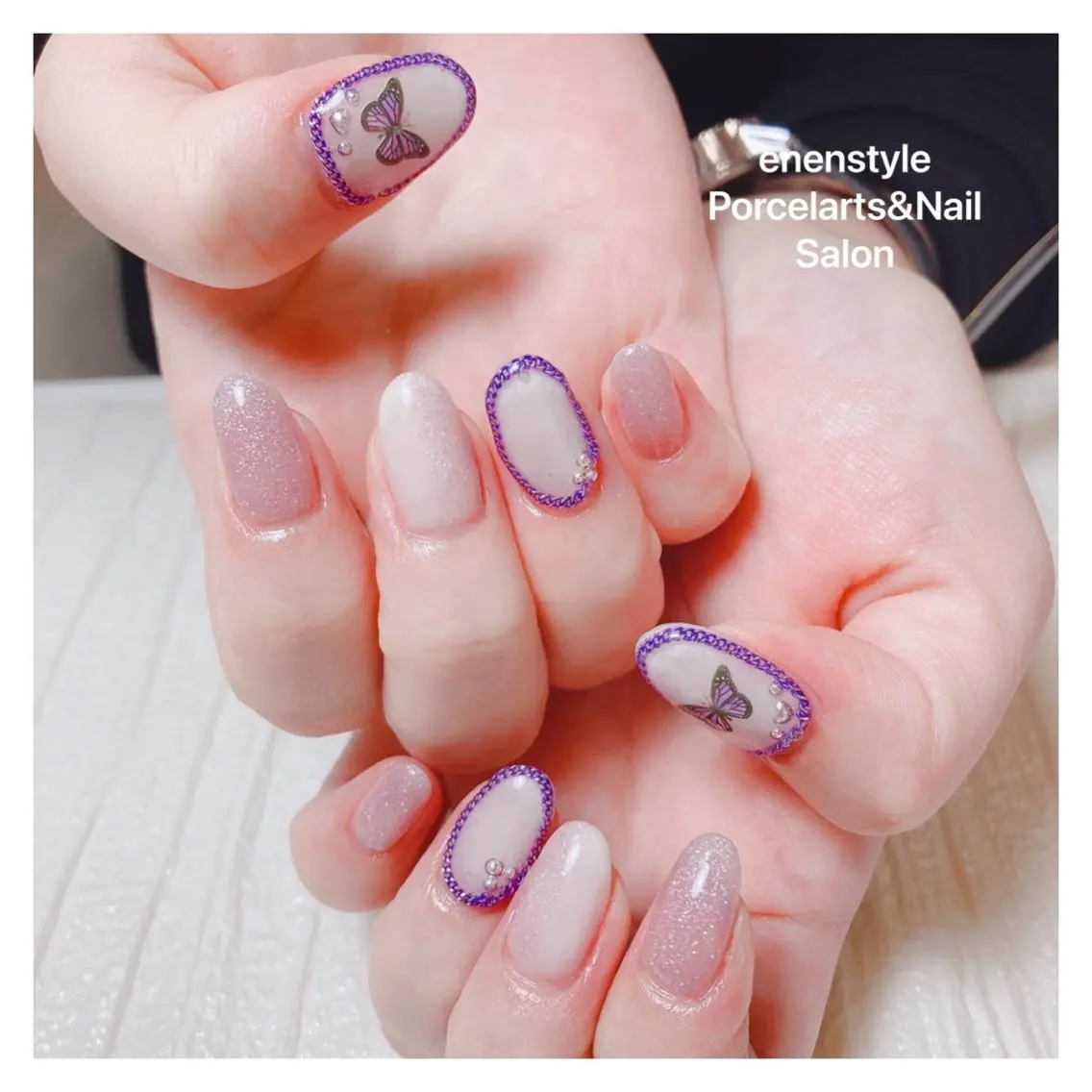 ミディアム ネイル ハンドネイル 🐾enen style 🐾のネイルデザイン