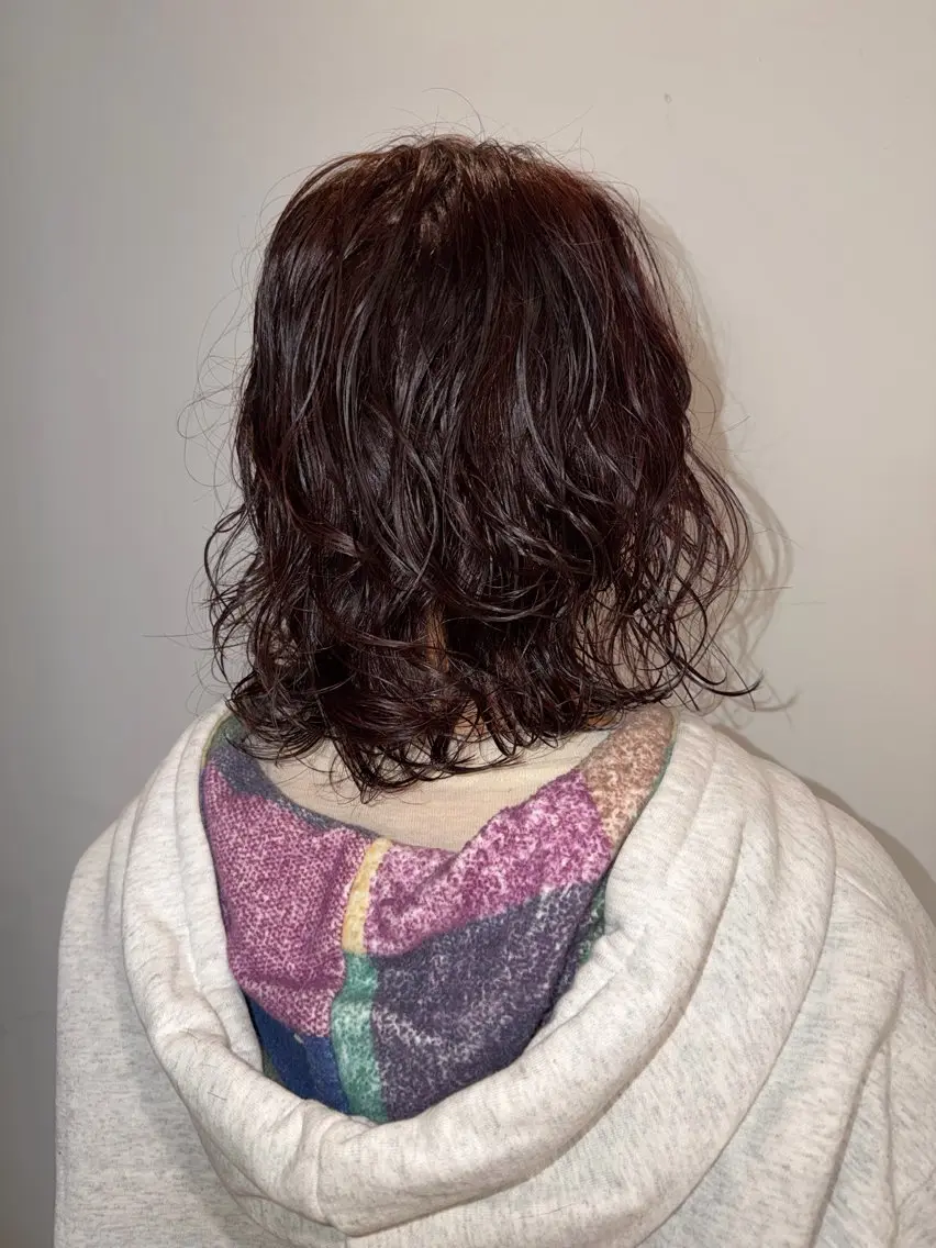 ミディアム パーマ パーマ 塩澤 榛奈のヘアスタイル