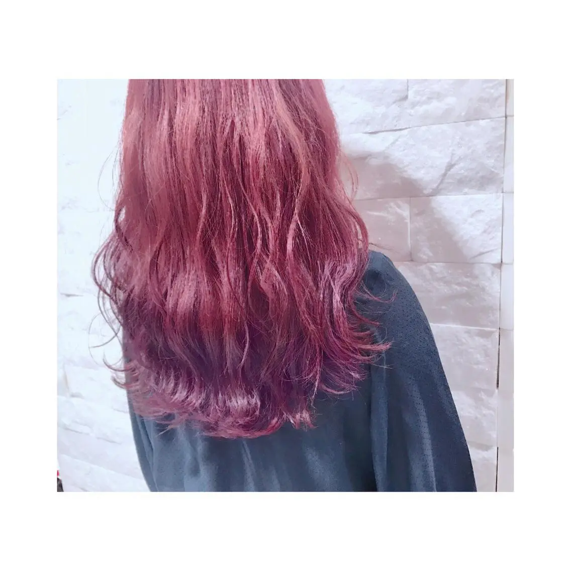 カラー グラデーションカラー ピンクカラー YUI𓍯ｴｸｽﾃ /ﾆｭｱﾝｽｶﾗｰのヘアスタイル