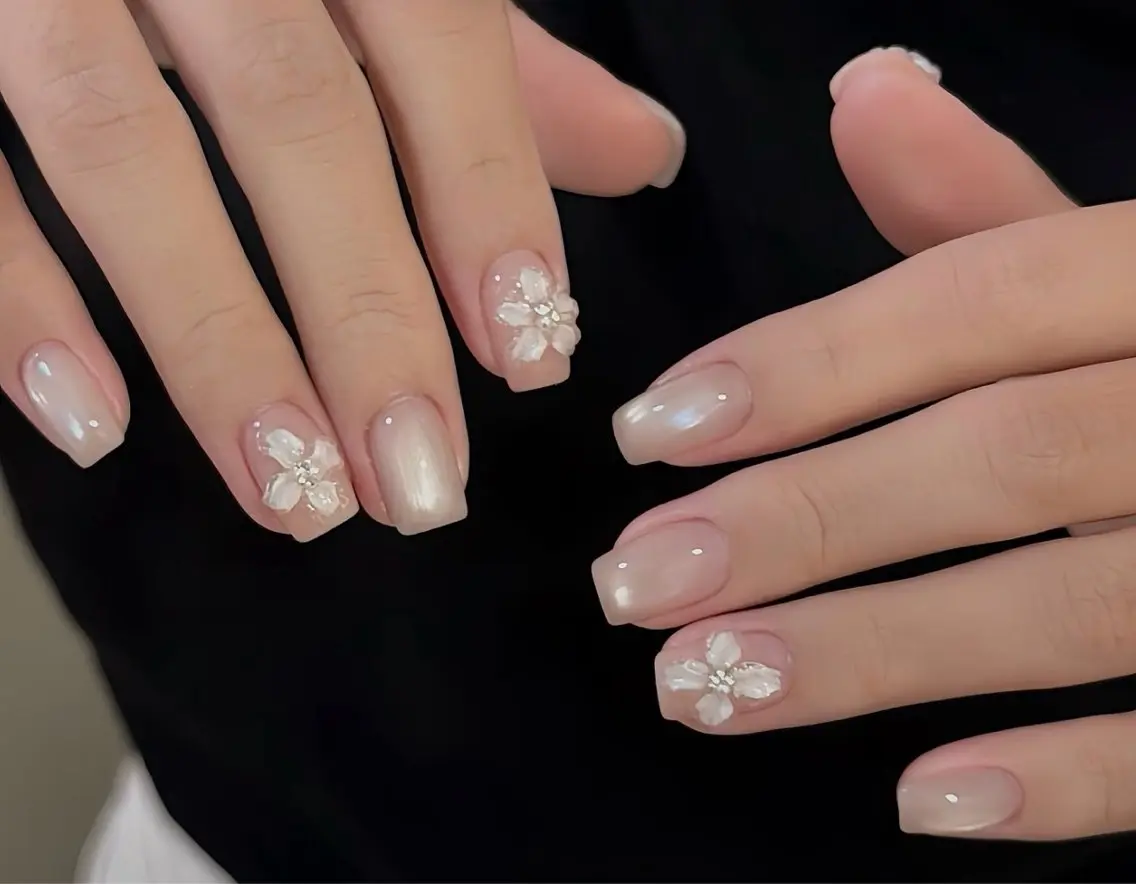 メンズ ネイル メンズ韓国風 オーロラネイル チークネイル 長さ出し フレンチネイル ハンドネイル ハンドケア NEW NAIL 池袋🔥🧲のネイルデザイン