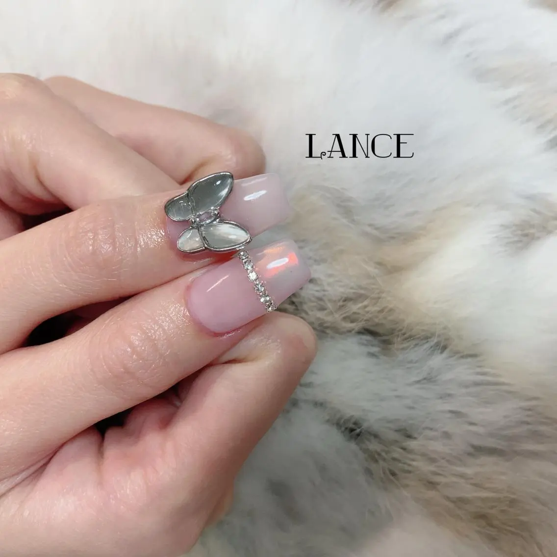 ミディアム ネイル オーロラネイル フットネイル フレンチネイル ミラーネイル ニュアンスネイル Lance nailのネイルデザイン