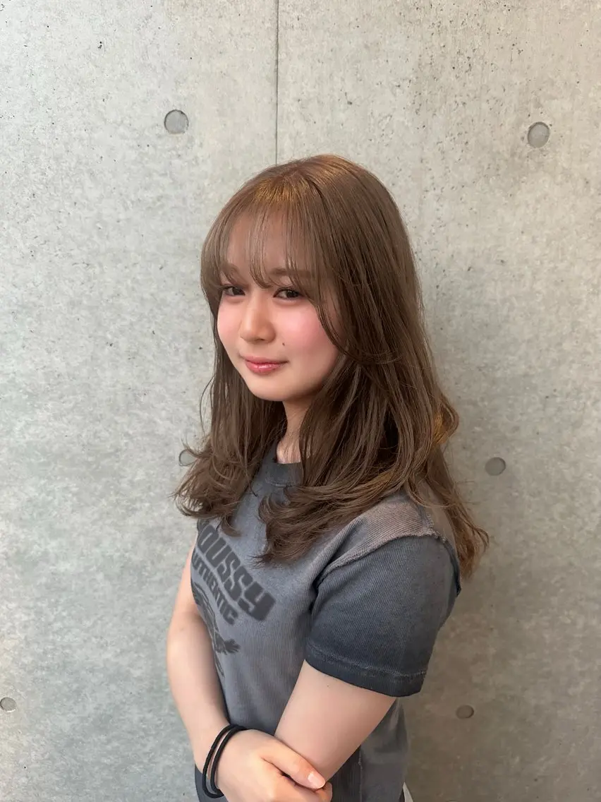 セミロング カラー ヘアカラー トリートメント 🖤KURUMI🖤 潤艶・髪質改善のヘアスタイル