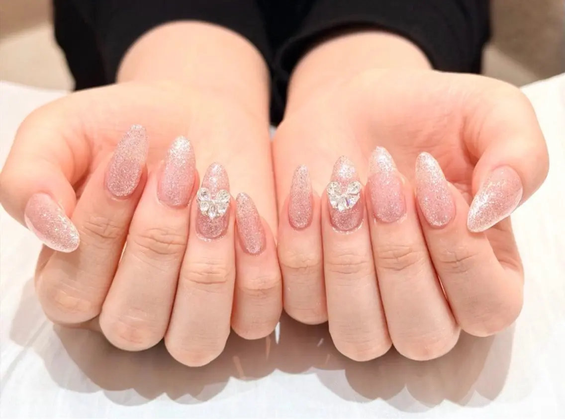 🎀ワンカラー➕2個パーツ（ソフトジェルオフあり+500）💎の写真