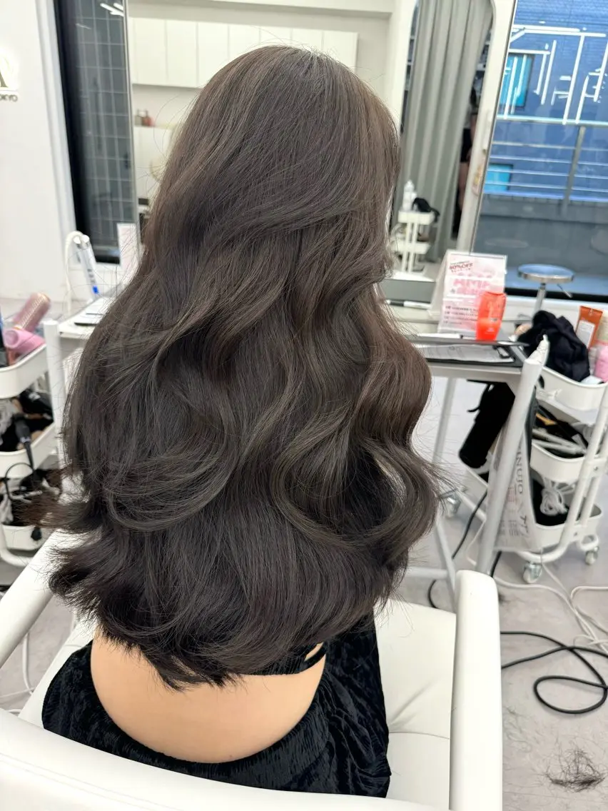 カラー カット ヘアカラー トリートメント 顔まわりの神様✨ 透明感カラー藤嶋秀幸のヘアスタイル