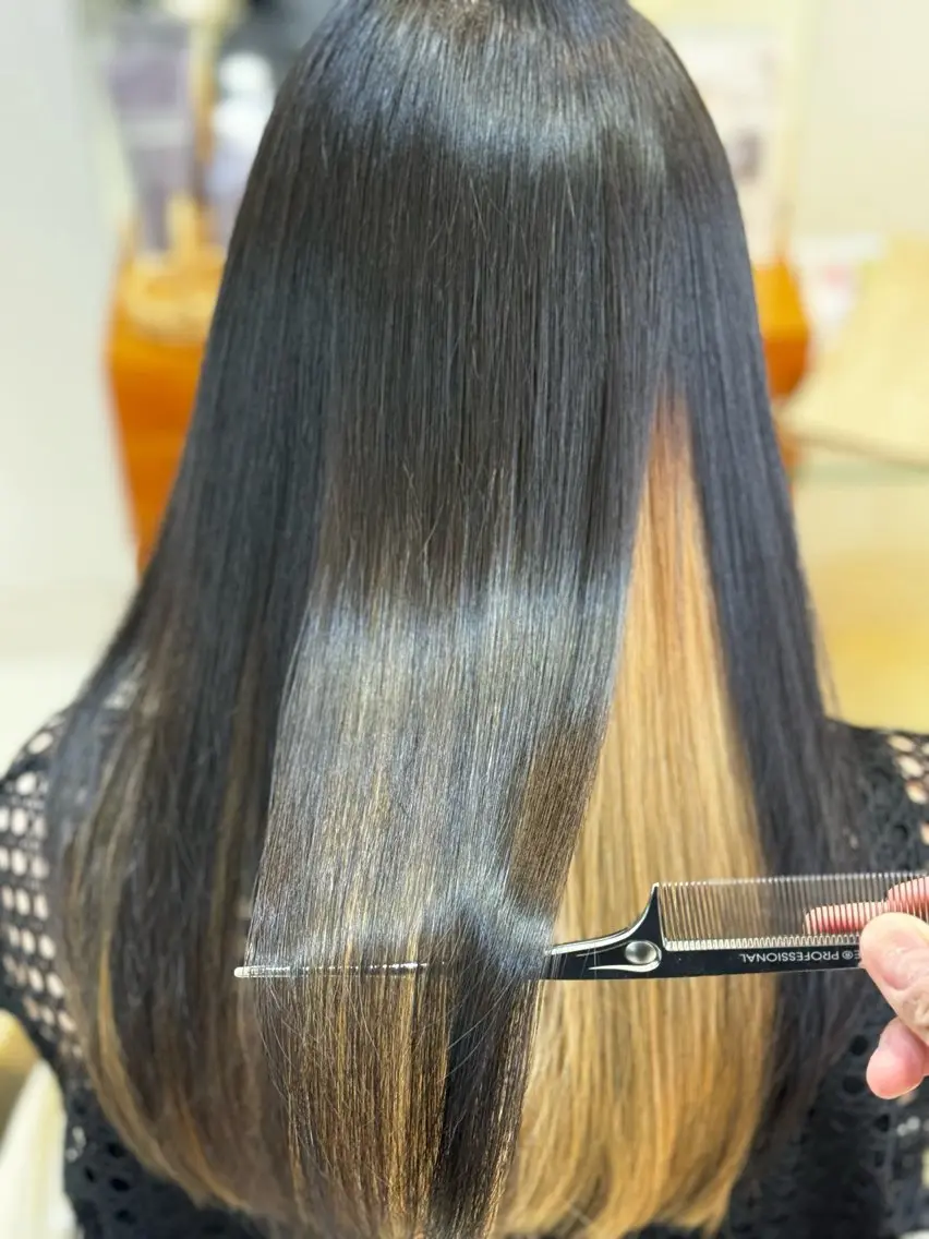 セミロング 髪質改善 ヘアカラー 縮毛矯正 トリートメント 髪質改善・縮毛矯正 大石　郷のヘアスタイル