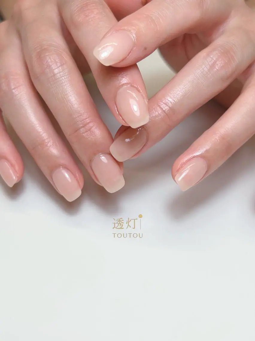 ネイル ハンドネイル 透灯 TOUTOU 🪄のネイルデザイン