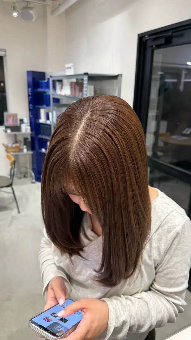 カラー ヘアカラー 大角 心愛のヘアスタイル
