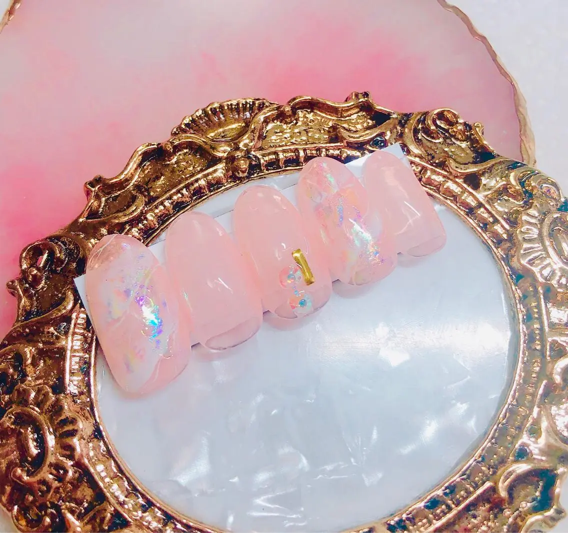 ネイル ハンドネイル CROWN プライベートサロンのネイルデザイン