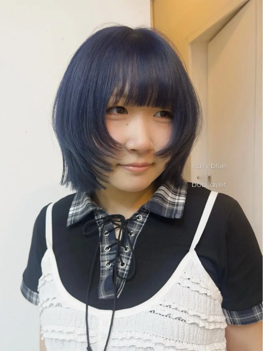 ショート カラー ハイトーンカラー カット ヘアカラー nene|天神| ハイトーン×抜け感のヘアスタイル