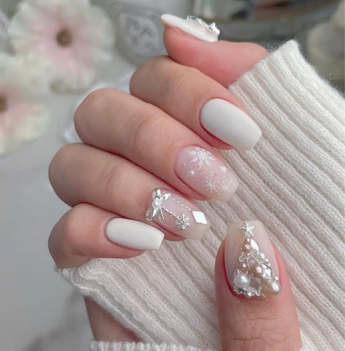 ネイル オーロラネイル フレンチネイル ジェルネイル ハロウィン 韓国ネイル ハンドネイル H.baby Nail Salonのネイルデザイン