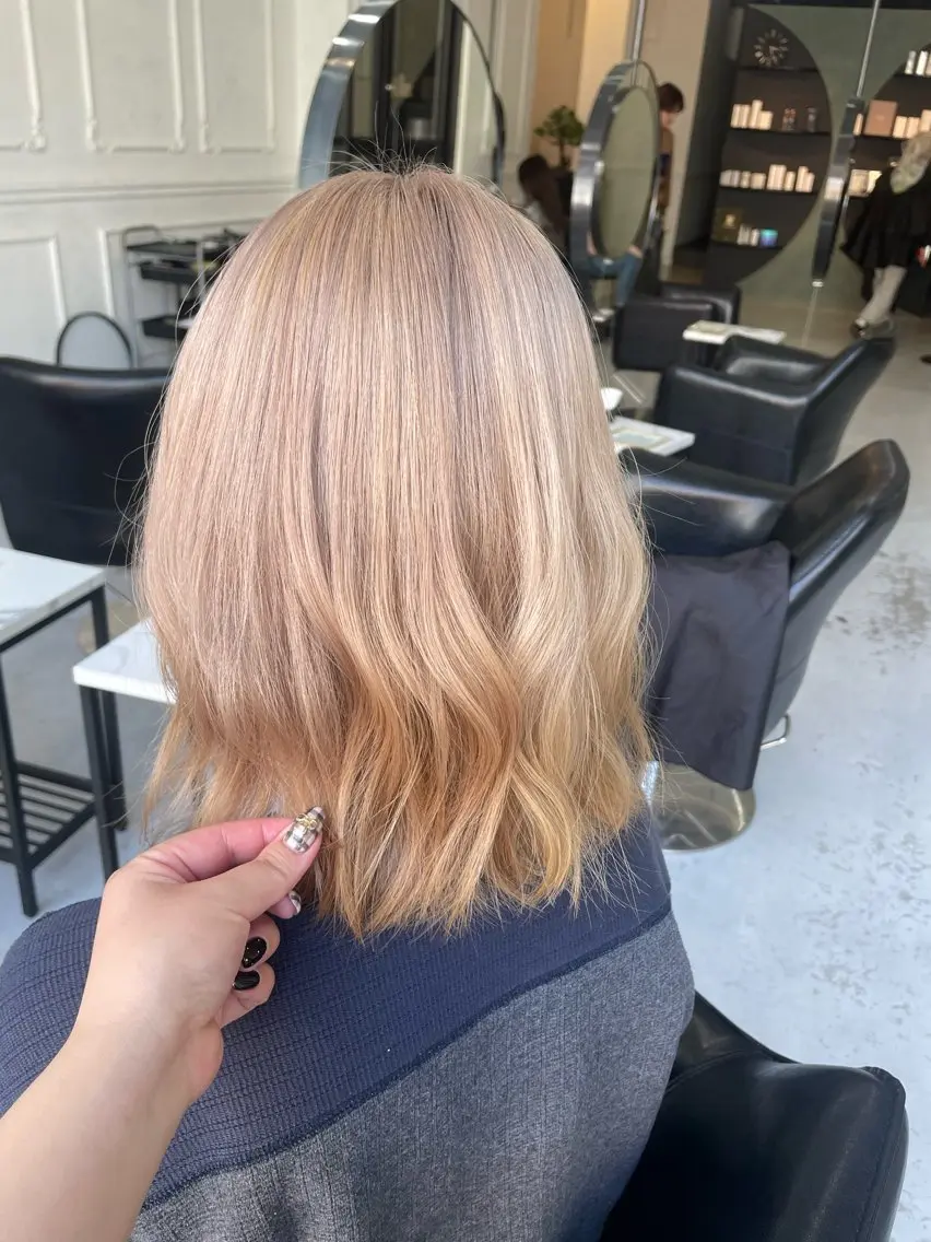 ミディアム ヘアカラー MaisonHALU さくらのヘアスタイル
