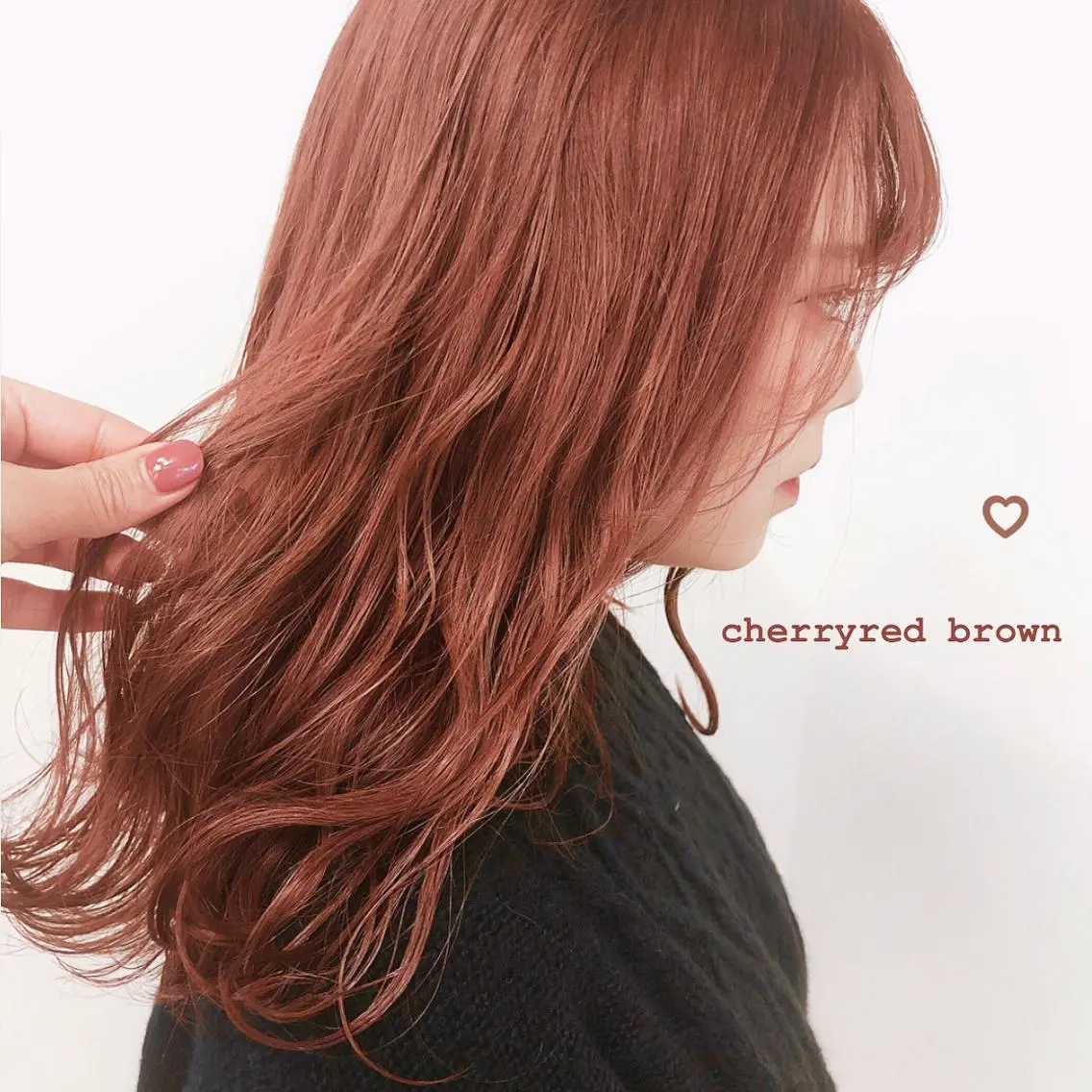 セミロング カラー ブラウンカラー レッドカラー レッドブラウン misaki🎀 まろみ透け感カラーのヘアスタイル