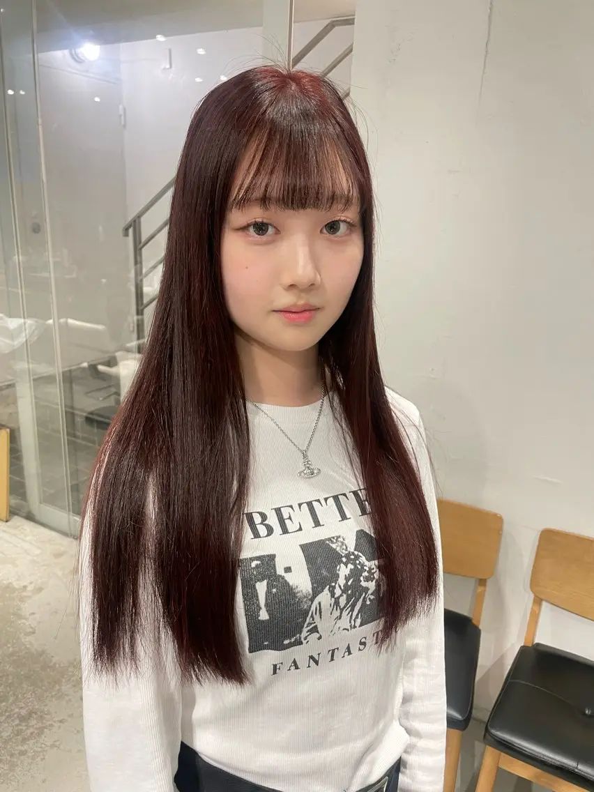 ロング カラー ブリーチ ダブルカラー イヤリングカラー ハイライトカラー ハイトーンカラー カット ヘアカラー トリートメント ヘアセット スパイラルパーマ 🌐hina⭐️のヘアスタイル